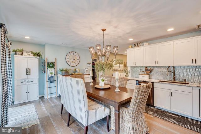 10 FOREST PARK TER, Monroe Township, NJ 08831