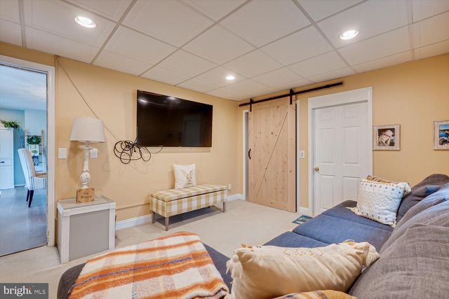 10 FOREST PARK TER, Monroe Township, NJ 08831