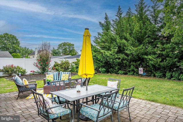 10 FOREST PARK TER, Monroe Township, NJ 08831