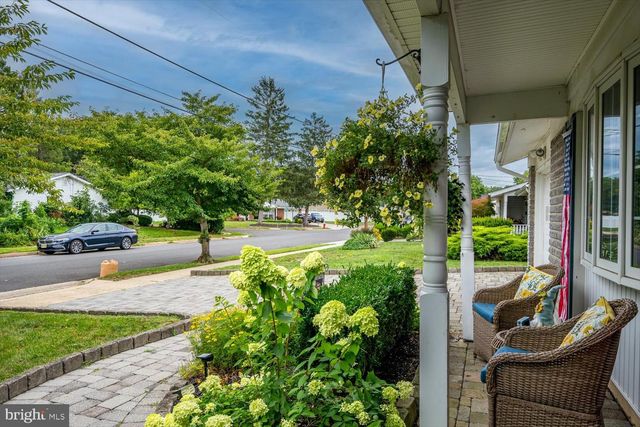 10 FOREST PARK TER, Monroe Township, NJ 08831