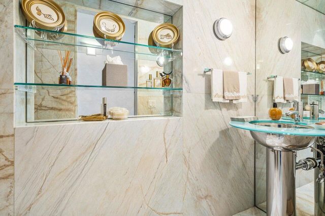 1500 S Ocean Boulevard 303, Boca Raton, FL 33432