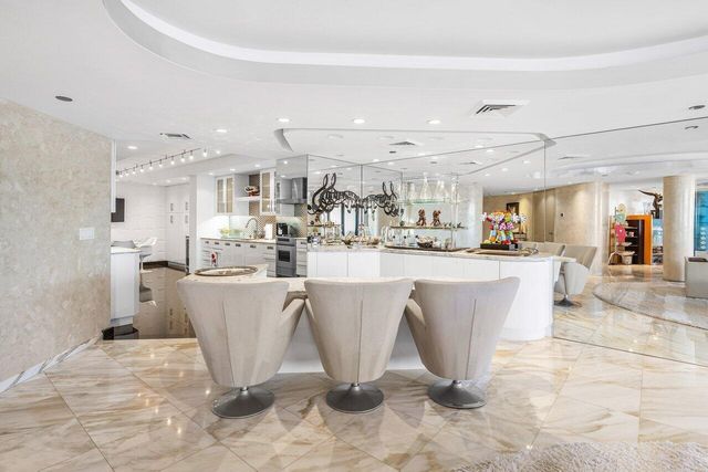 1500 S Ocean Boulevard 303, Boca Raton, FL 33432
