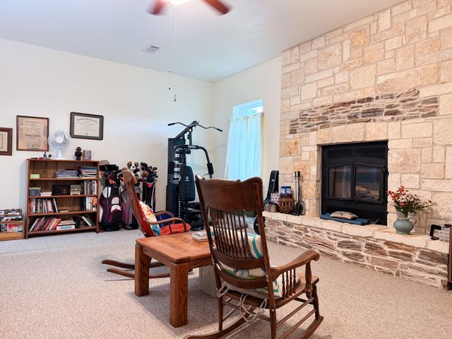 2256 Lcr 882, Jewett, TX 75846
