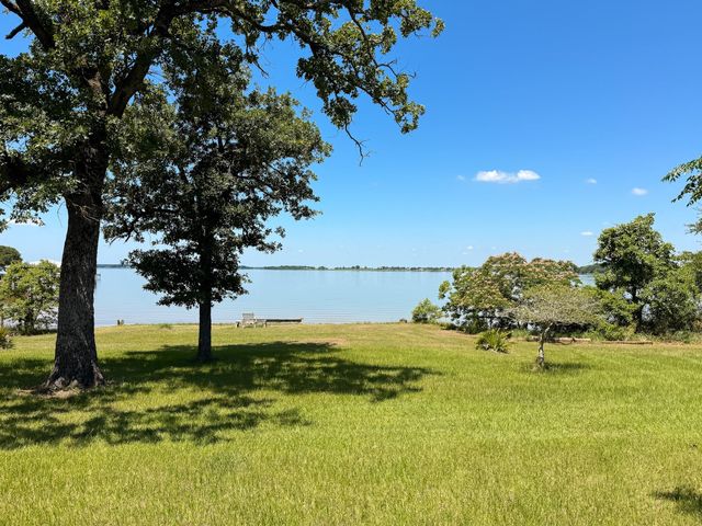 2256 Lcr 882, Jewett, TX 75846