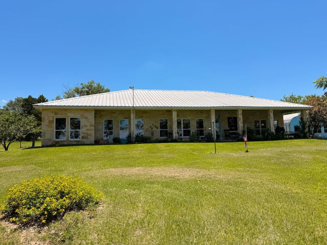 2256 Lcr 882, Jewett, TX 75846