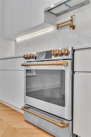 331 SW 5th Street, Bentonville, AR 72712