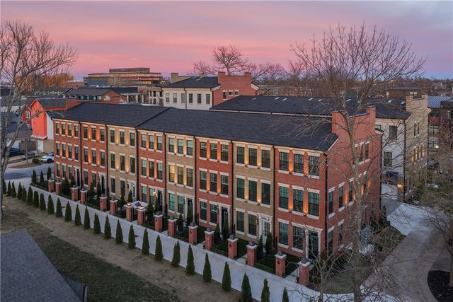 331 SW 5th Street, Bentonville, AR 72712