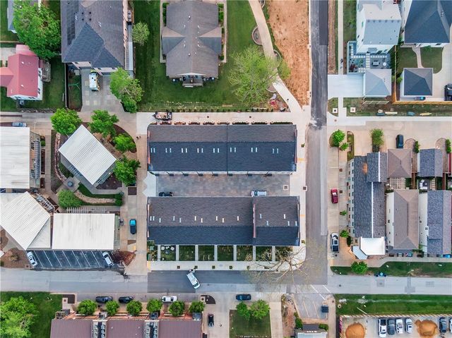 331 SW 5th Street, Bentonville, AR 72712