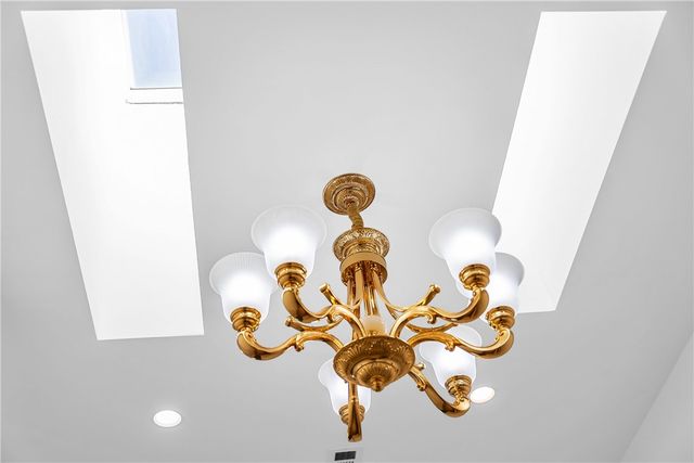 331 SW 5th Street, Bentonville, AR 72712