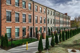 331 SW 5th Street, Bentonville, AR 72712