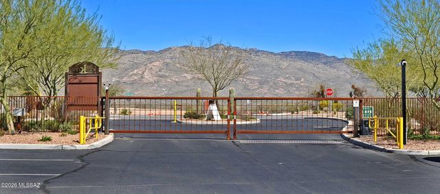 13469 E Joseph Mills Lane, Tucson, AZ 85747