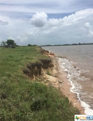 33 Fivemile Trail, Palacios, TX 77465