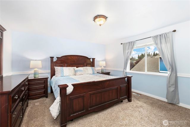 7911 195th Street E, Spanaway, WA 98387