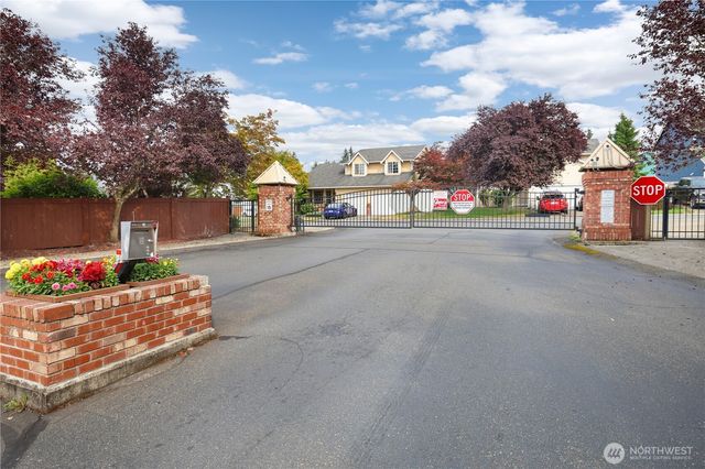 7911 195th Street E, Spanaway, WA 98387