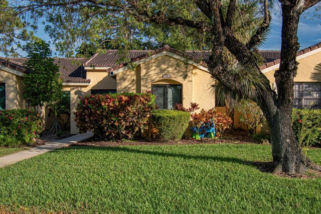 6825 Bridlewood Court, Boca Raton, FL 33433