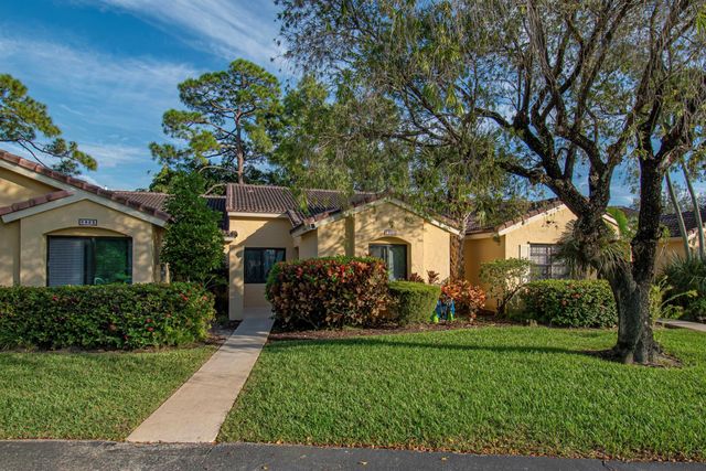 6825 Bridlewood Court, Boca Raton, FL 33433