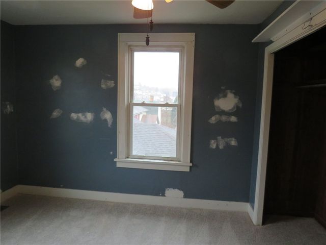 606 Crest Ave, Charleroi Boro, PA 15022