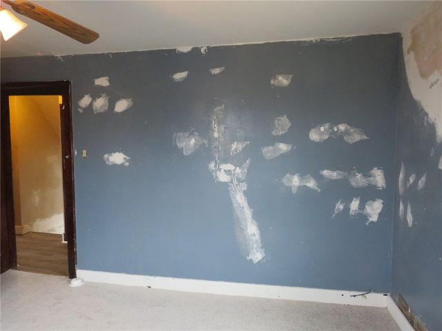 606 Crest Ave, Charleroi Boro, PA 15022