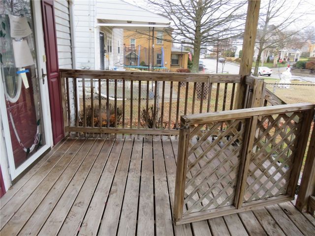 606 Crest Ave, Charleroi Boro, PA 15022