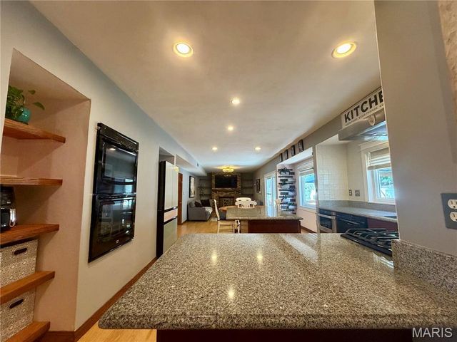 1392 Timothy Ridge Drive, St Charles, MO 63304