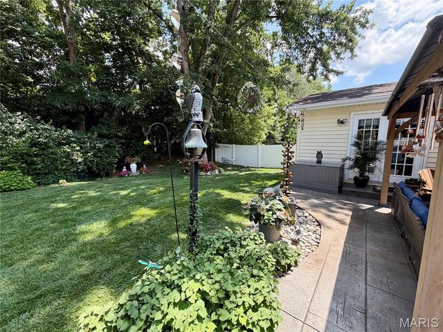 1392 Timothy Ridge Drive, St Charles, MO 63304