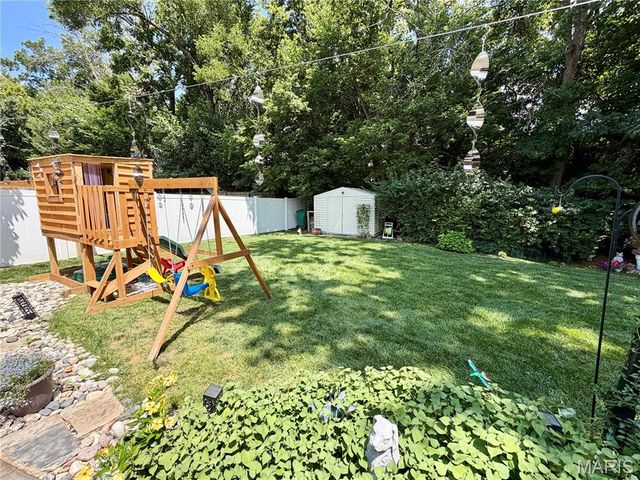 1392 Timothy Ridge Drive, St Charles, MO 63304