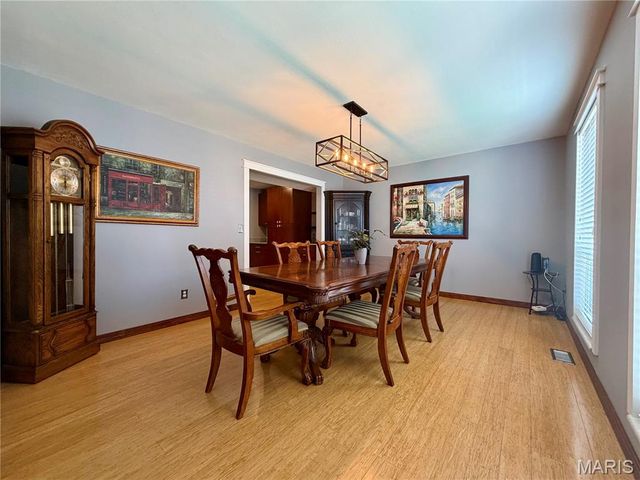 1392 Timothy Ridge Drive, St Charles, MO 63304