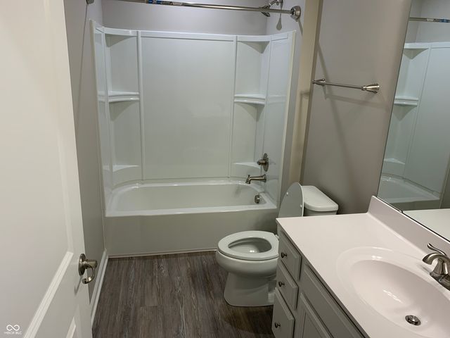 7192 Martock Drive, Plainfield, IN 46168