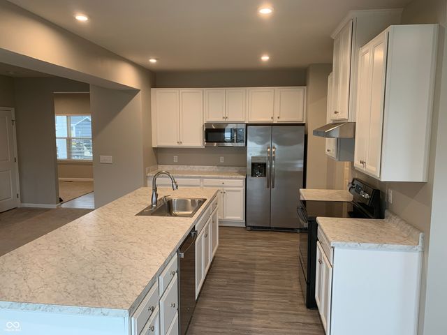 7192 Martock Drive, Plainfield, IN 46168