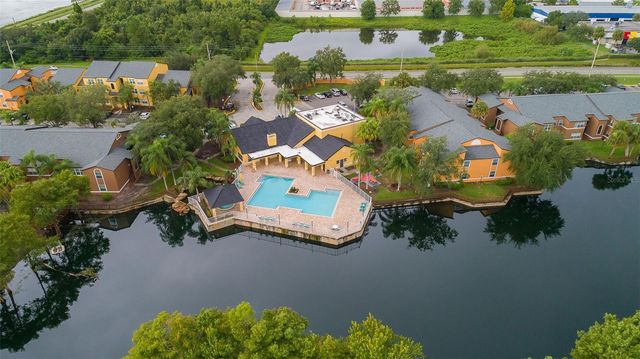 4504 COMMANDER DRIVE 1828, Orlando, FL 32822
