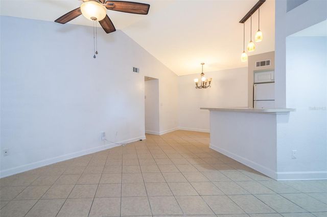 4504 COMMANDER DRIVE 1828, Orlando, FL 32822