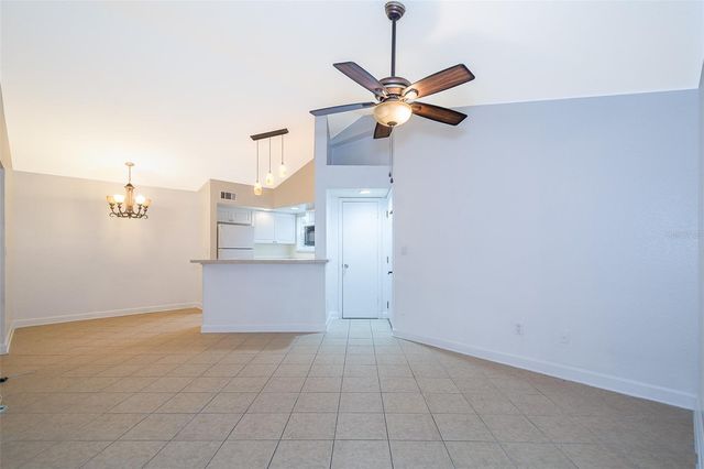 4504 COMMANDER DRIVE 1828, Orlando, FL 32822