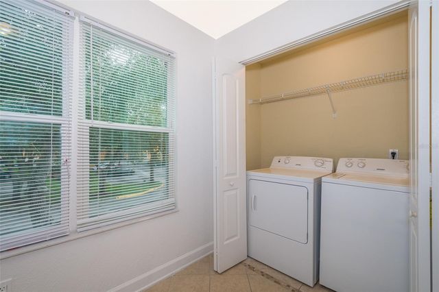 4504 COMMANDER DRIVE 1828, Orlando, FL 32822