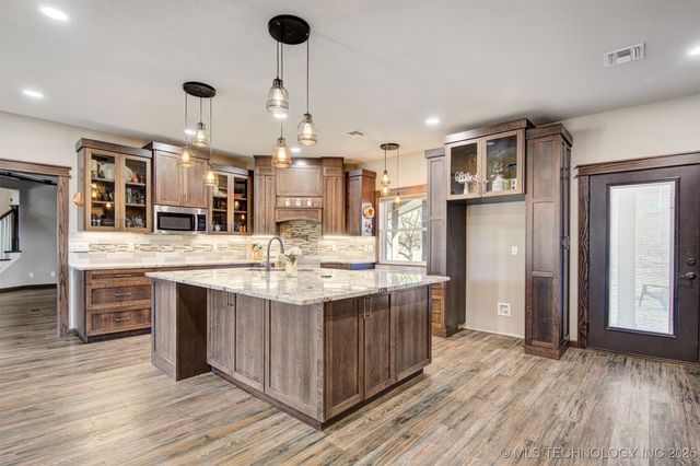 4748 N 4318 Road, Pryor, OK 74361