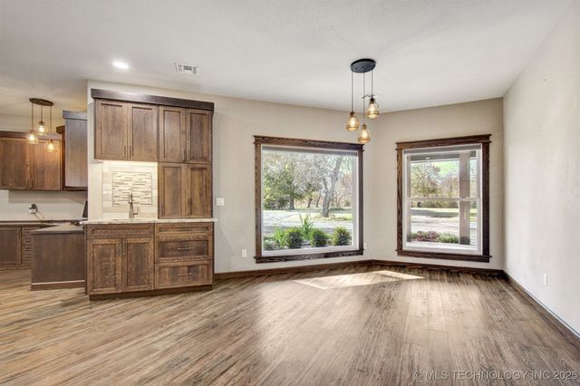 4748 N 4318 Road, Pryor, OK 74361