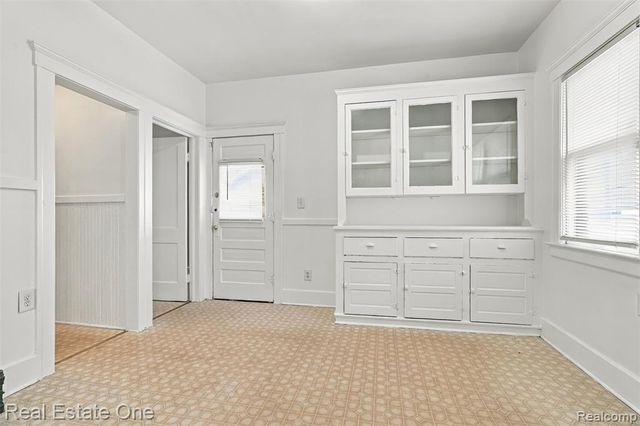36 W Broadway Street, Ecorse, MI 48229