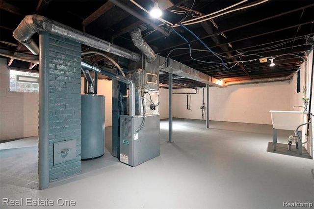 36 W Broadway Street, Ecorse, MI 48229