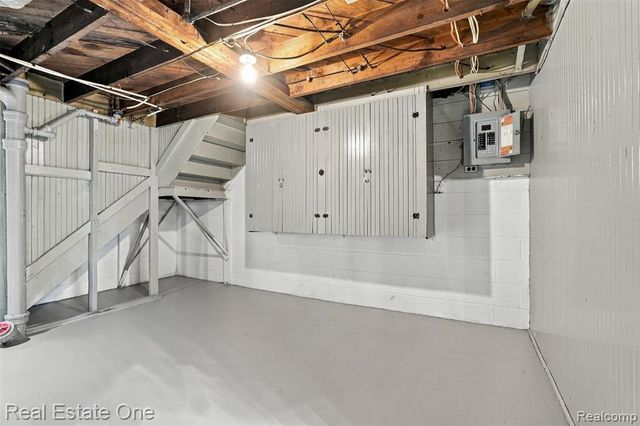 36 W Broadway Street, Ecorse, MI 48229
