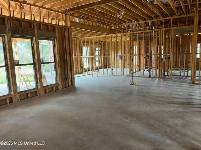 4 Lancair Drive, Picayune, LA 39466