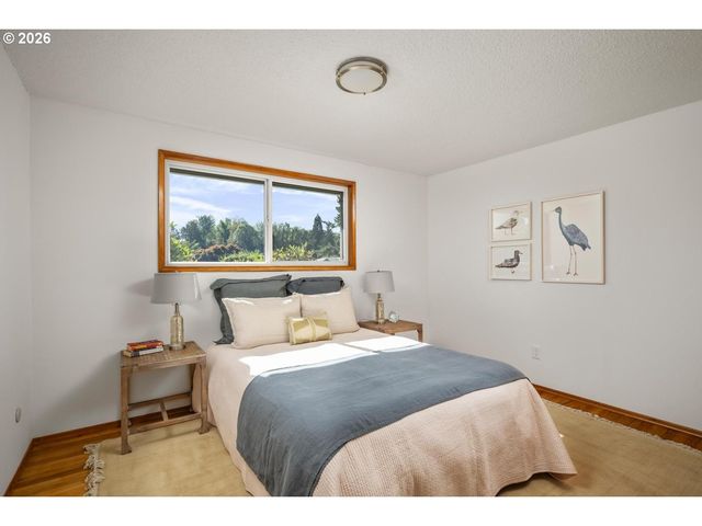 15833 Se NAEF Ct, Milwaukie, OR 97267