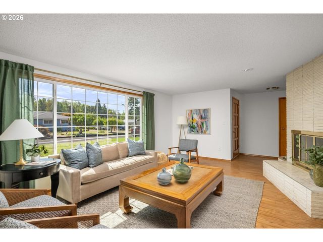 15833 Se NAEF Ct, Milwaukie, OR 97267