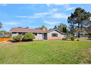 15833 Se NAEF Ct, Milwaukie, OR 97267