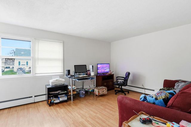 1069 Hayward Street, Manchester, NH 03103