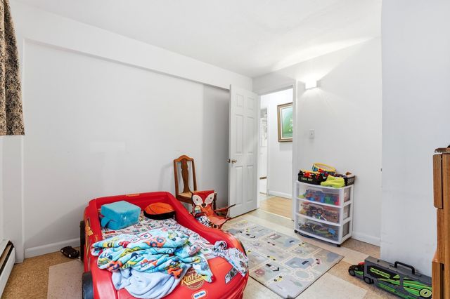 1069 Hayward Street, Manchester, NH 03103