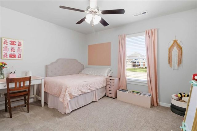 641 Hayden James Street, Prairie Grove, AR 72753