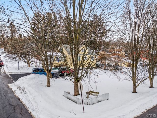 309 Mackay Avenue, Camillus, NY 13219