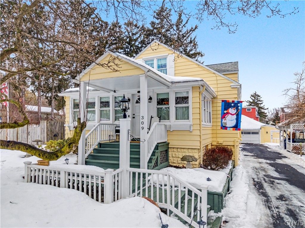 309 Mackay Avenue, Camillus, NY 13219
