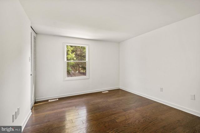 7700 MINERAL SPRINGS DR, Gaithersburg, MD 20877