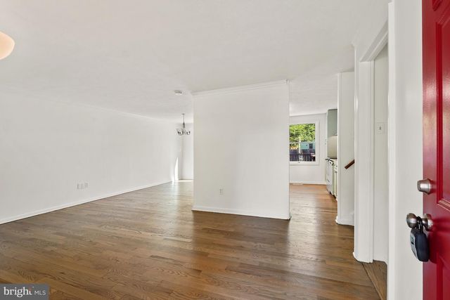 7700 MINERAL SPRINGS DR, Gaithersburg, MD 20877