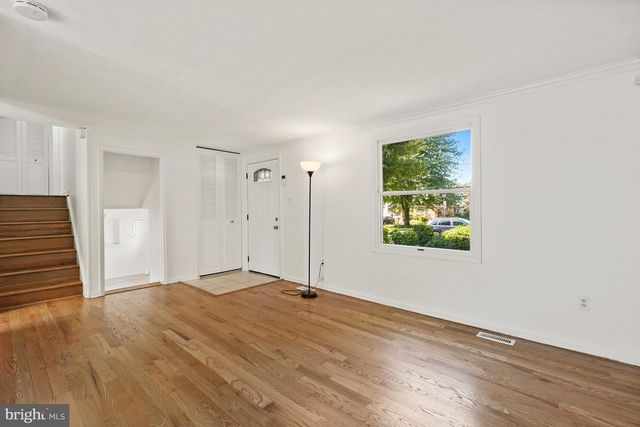 7700 MINERAL SPRINGS DR, Gaithersburg, MD 20877